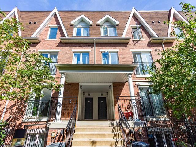 18 Laidlaw St, Unit 1015