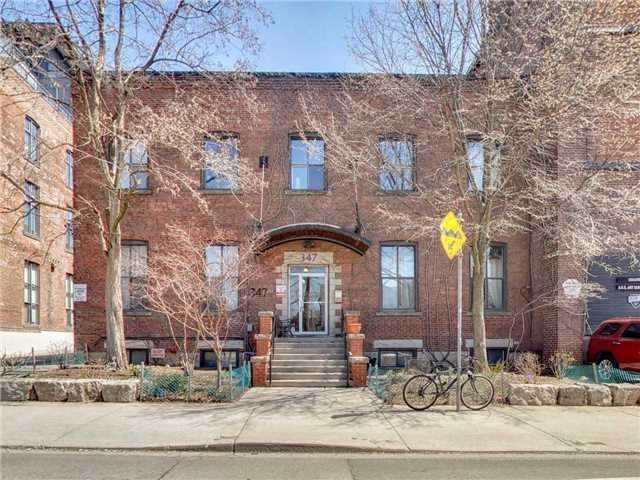 347 Sorauren Ave, Unit 221