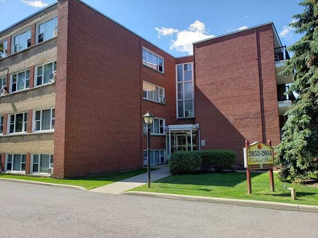 2054 Courtland Dr, Unit #104