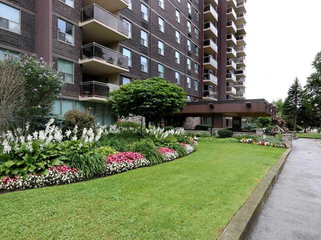 966 Inverhouse Dr, Unit 810