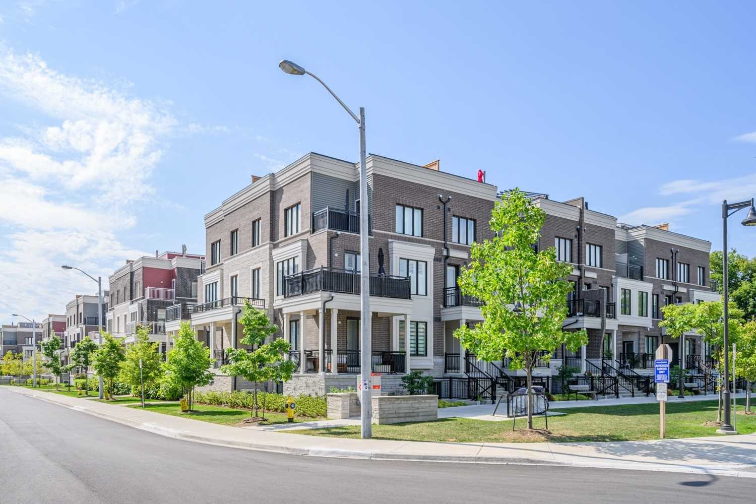 13 150 Long Branch Ave, Etobicoke Terminated, W4569442 Condos.ca