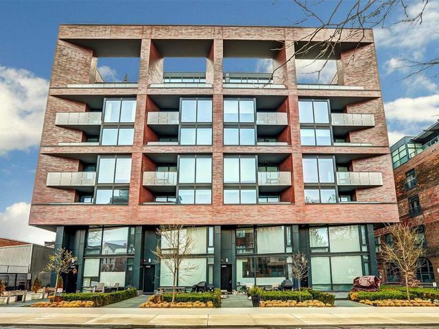 383 Sorauren Ave, Unit 808