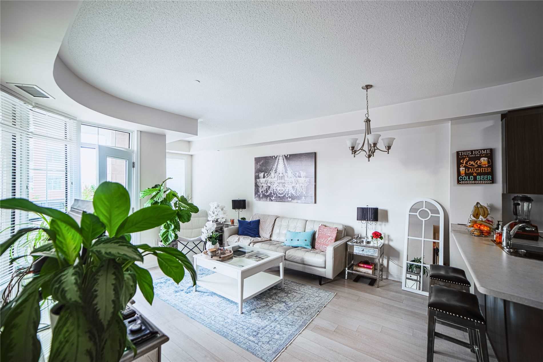 218 216 Oak Park Blvd, Oakville Sold, W4571211 Condos.ca