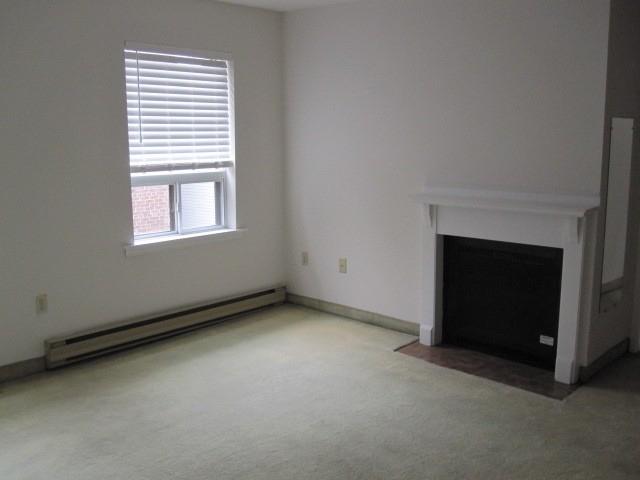 12 - 2373 Bloor St W