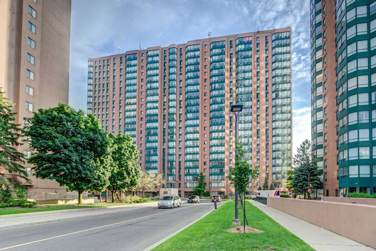 1701 155 Hillcrest Ave, Mississauga Sold, W4574071 Condos.ca