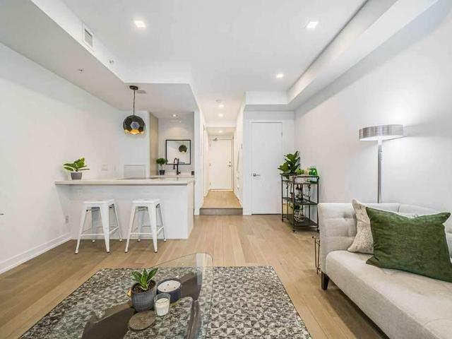 107 - 530 Indian Grve