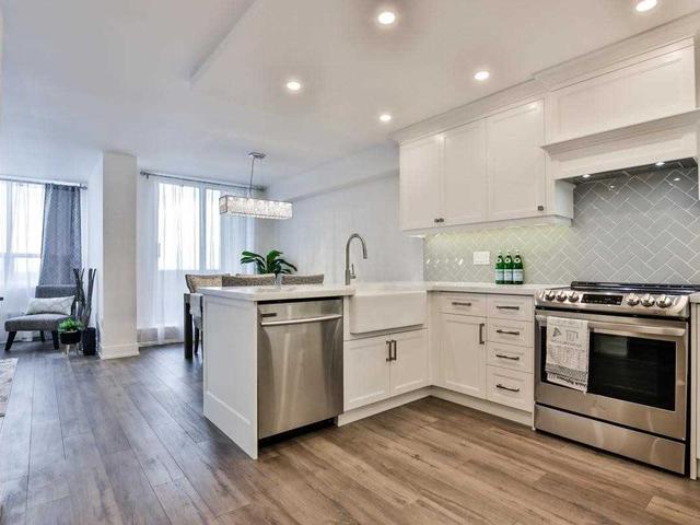 35 Ormskirk Ave, Unit 917