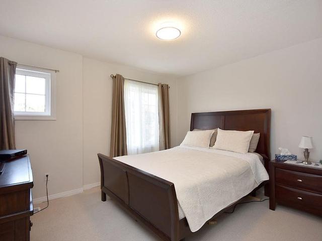 10 - 5223 Fairford Cres