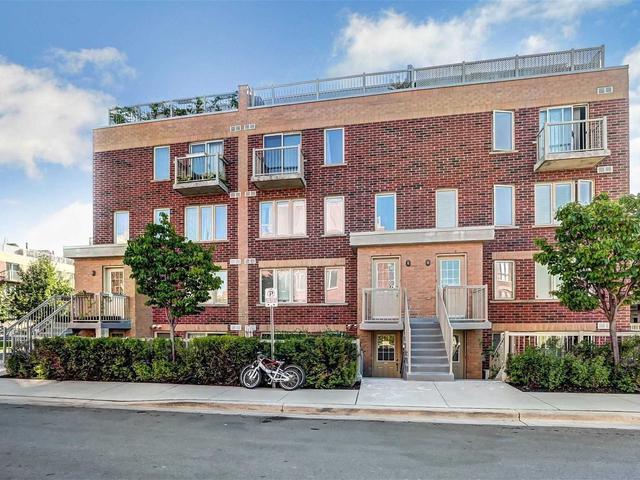 15 Elsie Lane, Unit 227