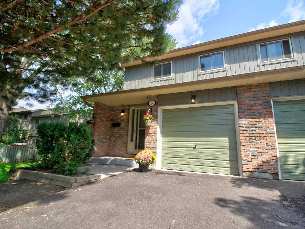 134 60 Hanson Rd, Mississauga Sold, W4575773 Condos.ca