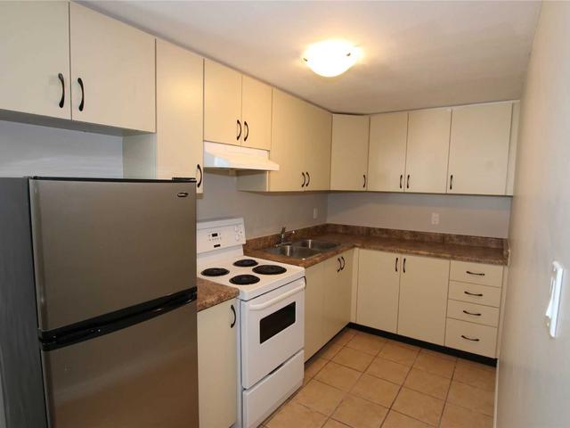 2 - 147 Rutherford Rd N