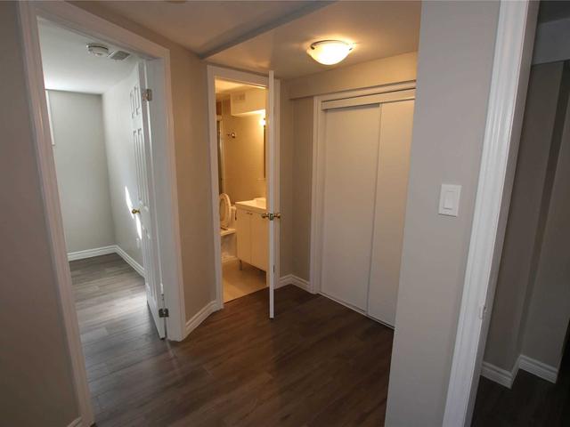 2 - 147 Rutherford Rd N