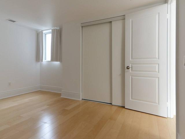 421 - 437 Roncesvalles Ave