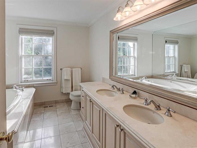 50 Edenbrook Hill