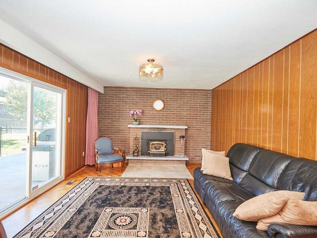 165 Silverstone Dr