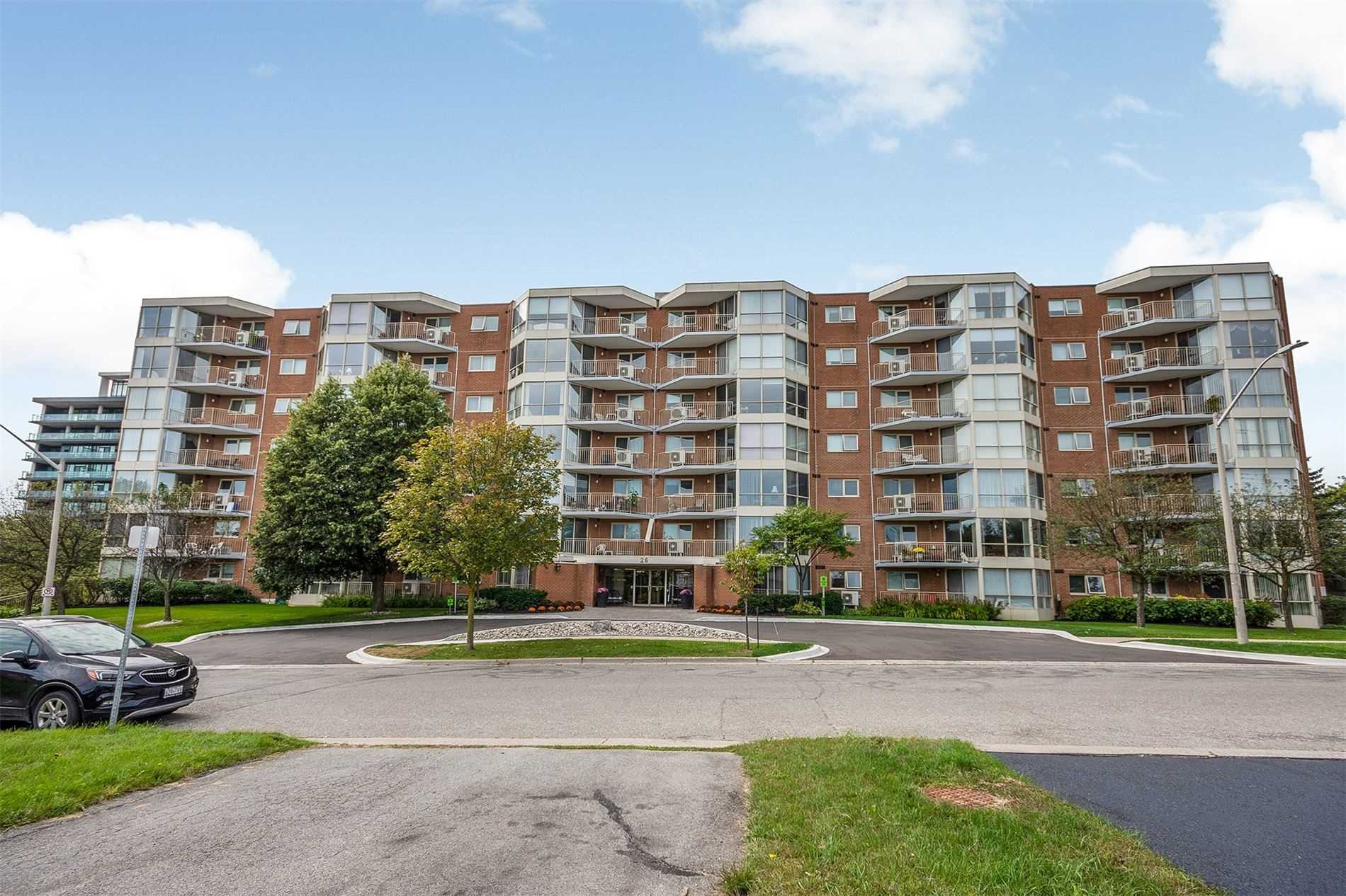 709 26 Hall Rd, Sold, W4585984 Condos.ca