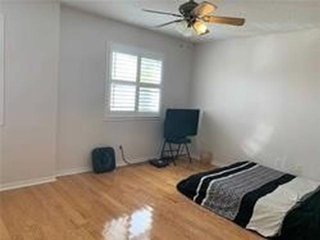Upper - 105 Brisdale Dr