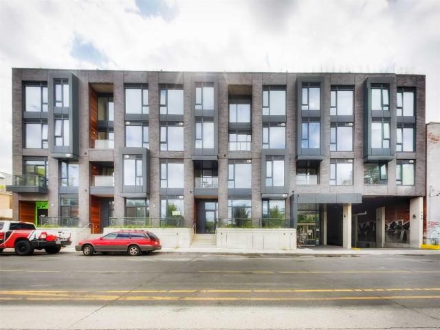 35 Wabash Ave, Unit 307