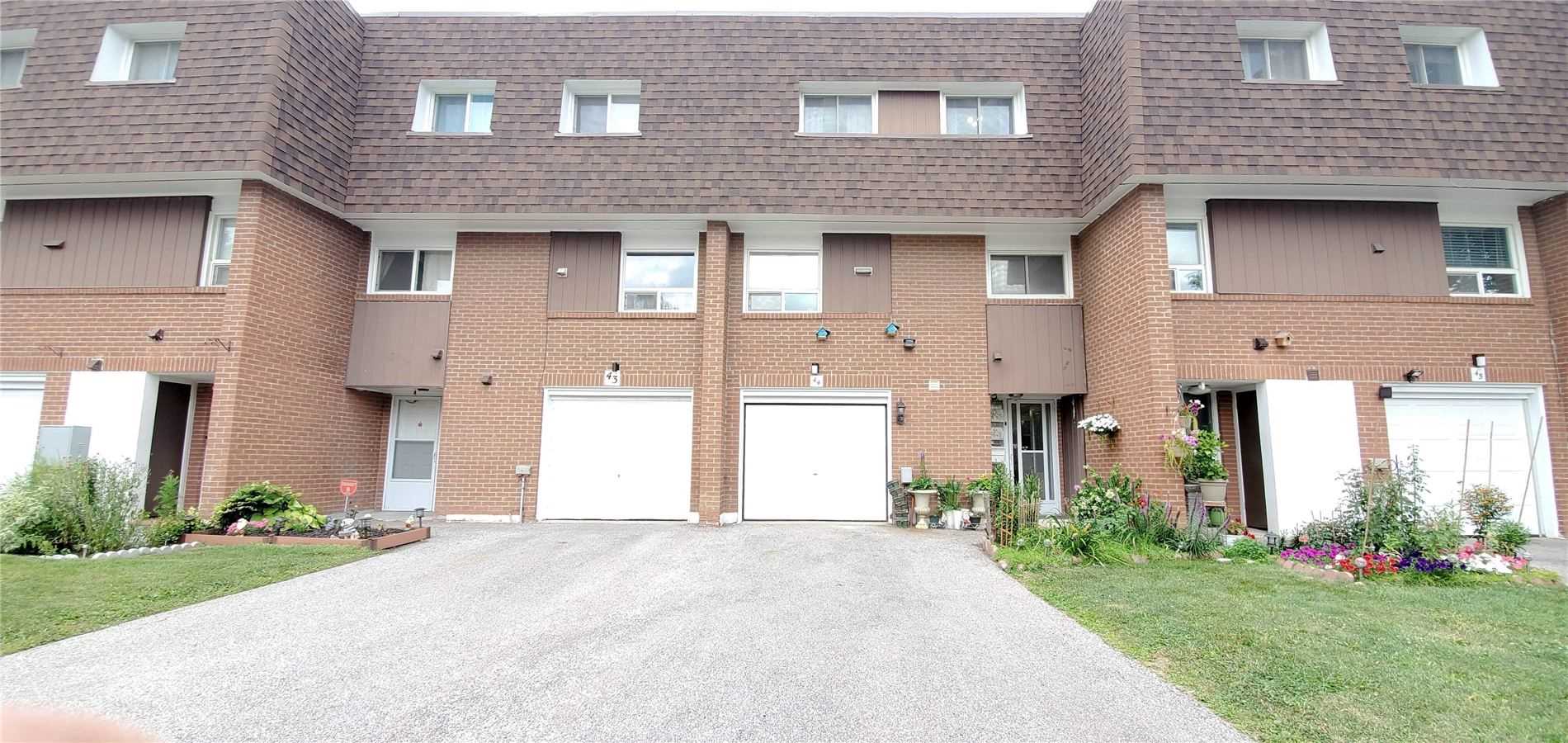 44 452 Silverstone Dr, Etobicoke Sold, W4590966 Condos.ca