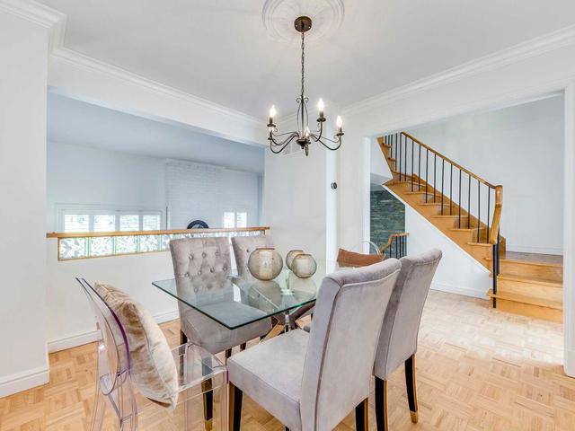 32 - 7077 Estoril Rd