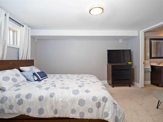 11 Sparta Rd