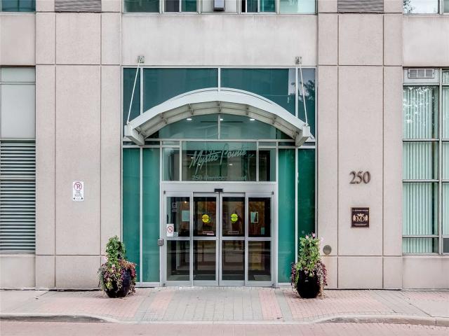 250 Manitoba St, Unit 723