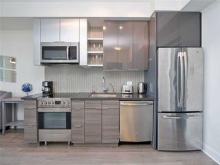 33 Shore Breeze Dr, Unit 2007