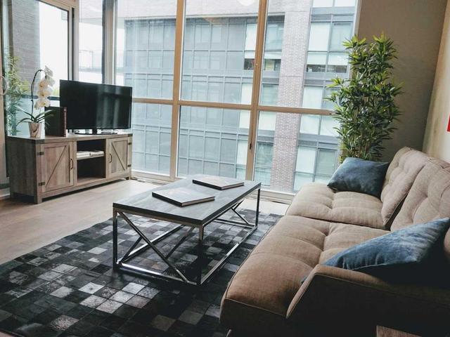 36 Howard Park Ave, Unit 402