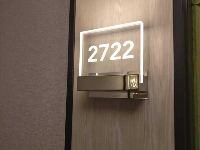 30 Shore Breeze Dr, Unit 2722