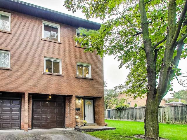 1755 Rathburn Rd E, Unit 115