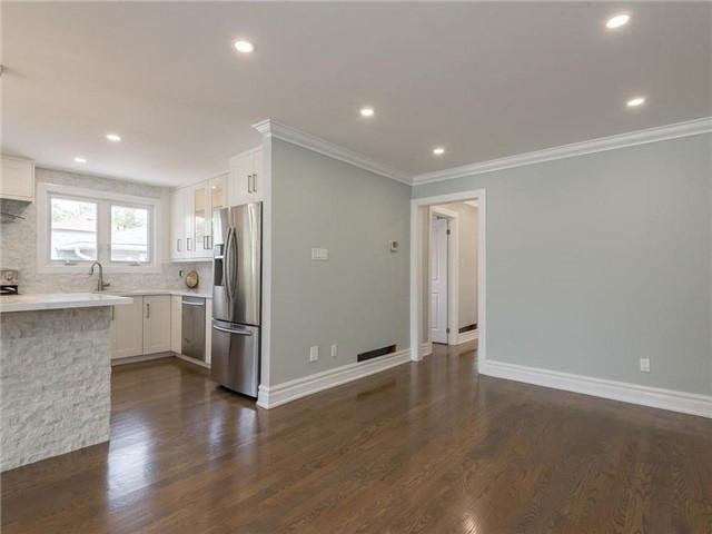 Main - 626 Green Meadow Cres