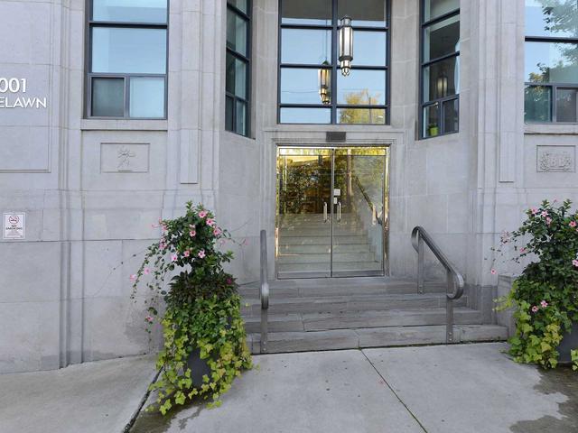 1001 Roselawn Ave, Unit 328