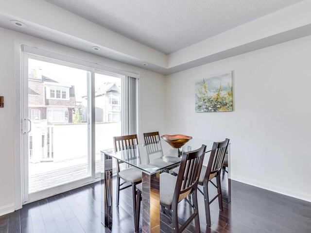 2 - 780 Neighbourhood Circ