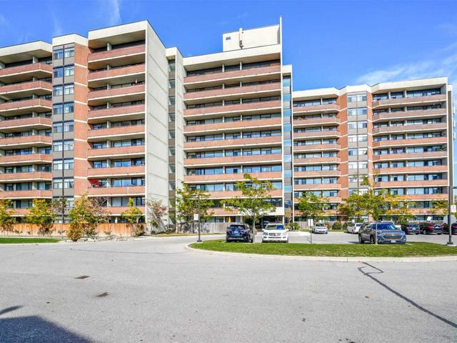 805 - 2301 Derry Rd W