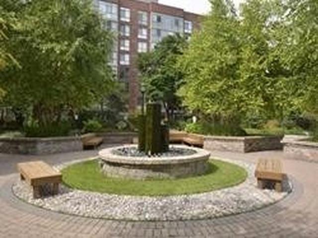 541 - 24 Southport St