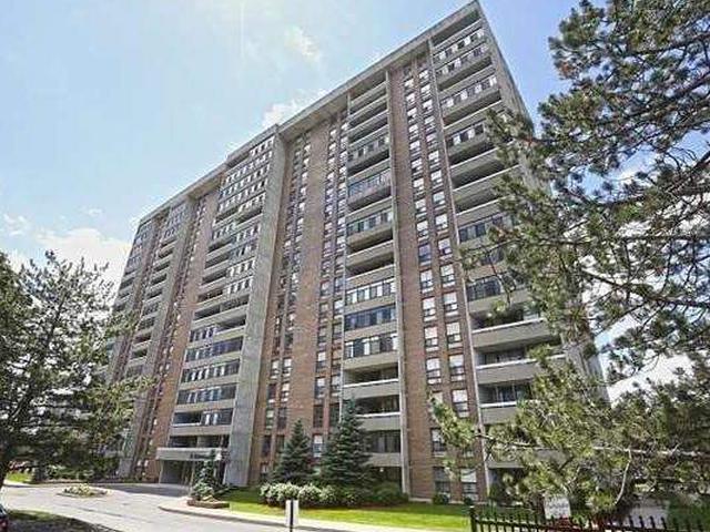 15 Kensington Rd, Unit 801