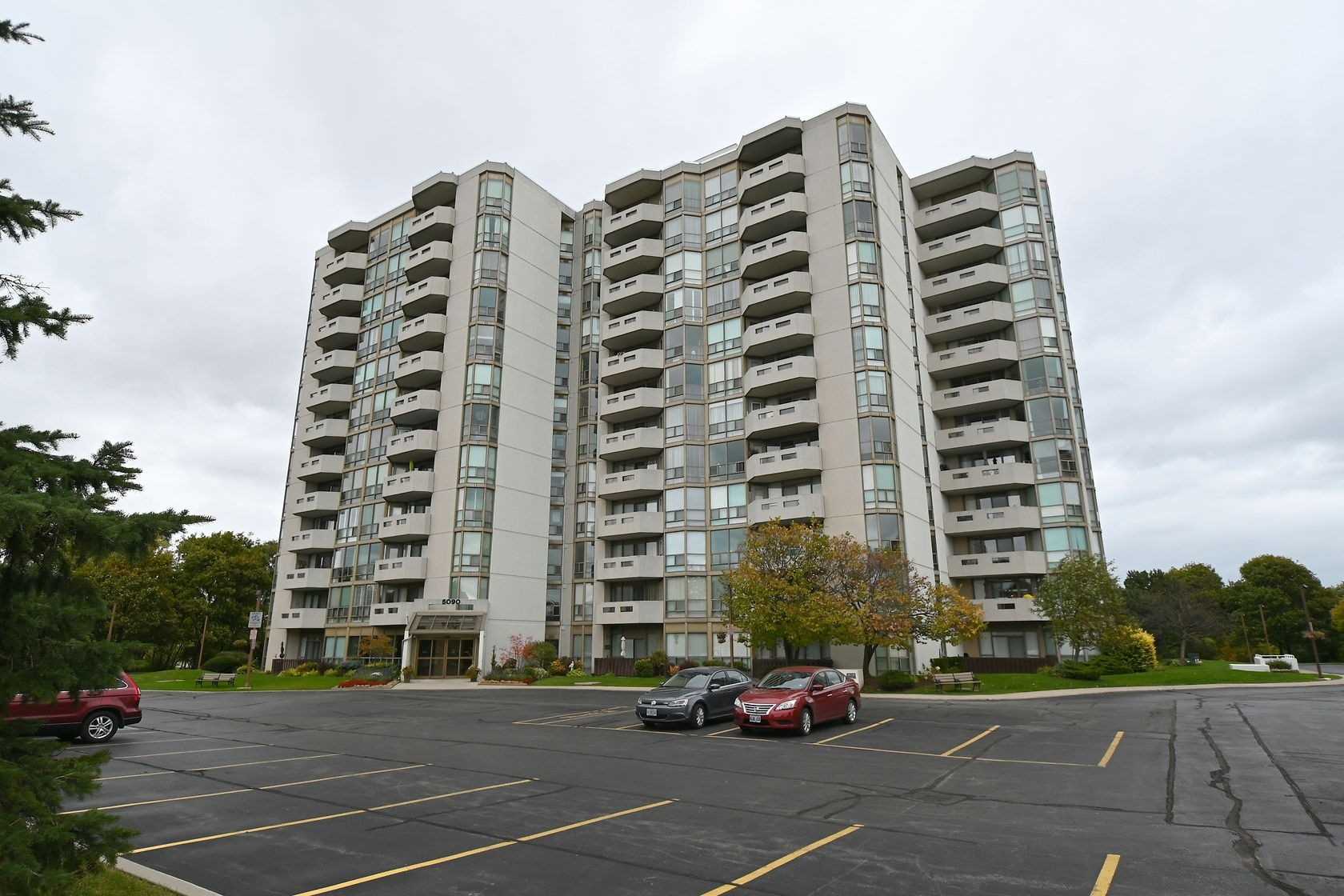 708 5090 Pinedale Ave, Burlington Sold, W4612159 Condos.ca