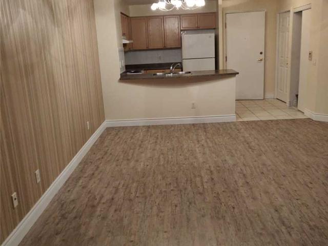 2415 - 25 Kingsbridge Garden Circ