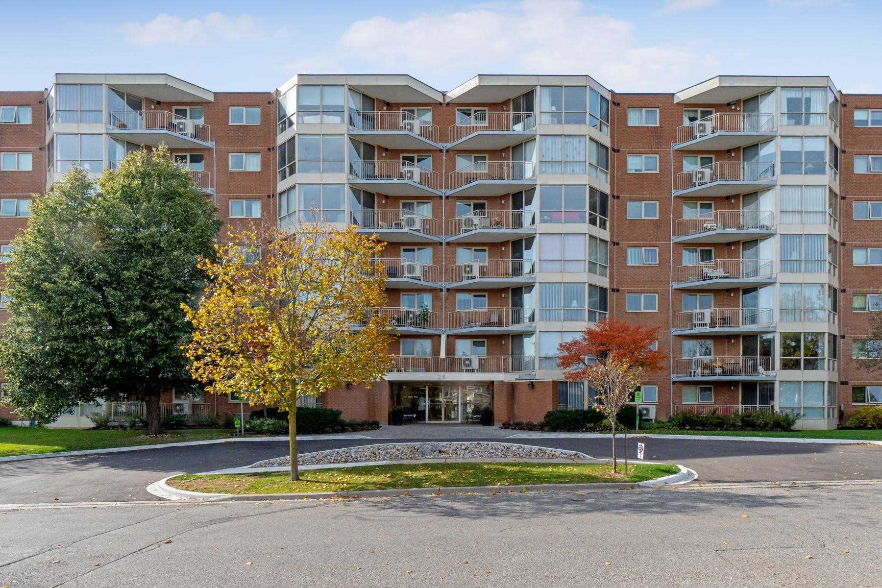 105 26 Hall Rd, Sold, W4614905 Condos.ca