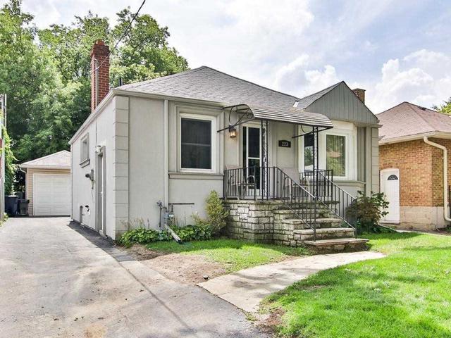 Main - 223 William St