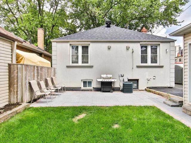 Main - 223 William St