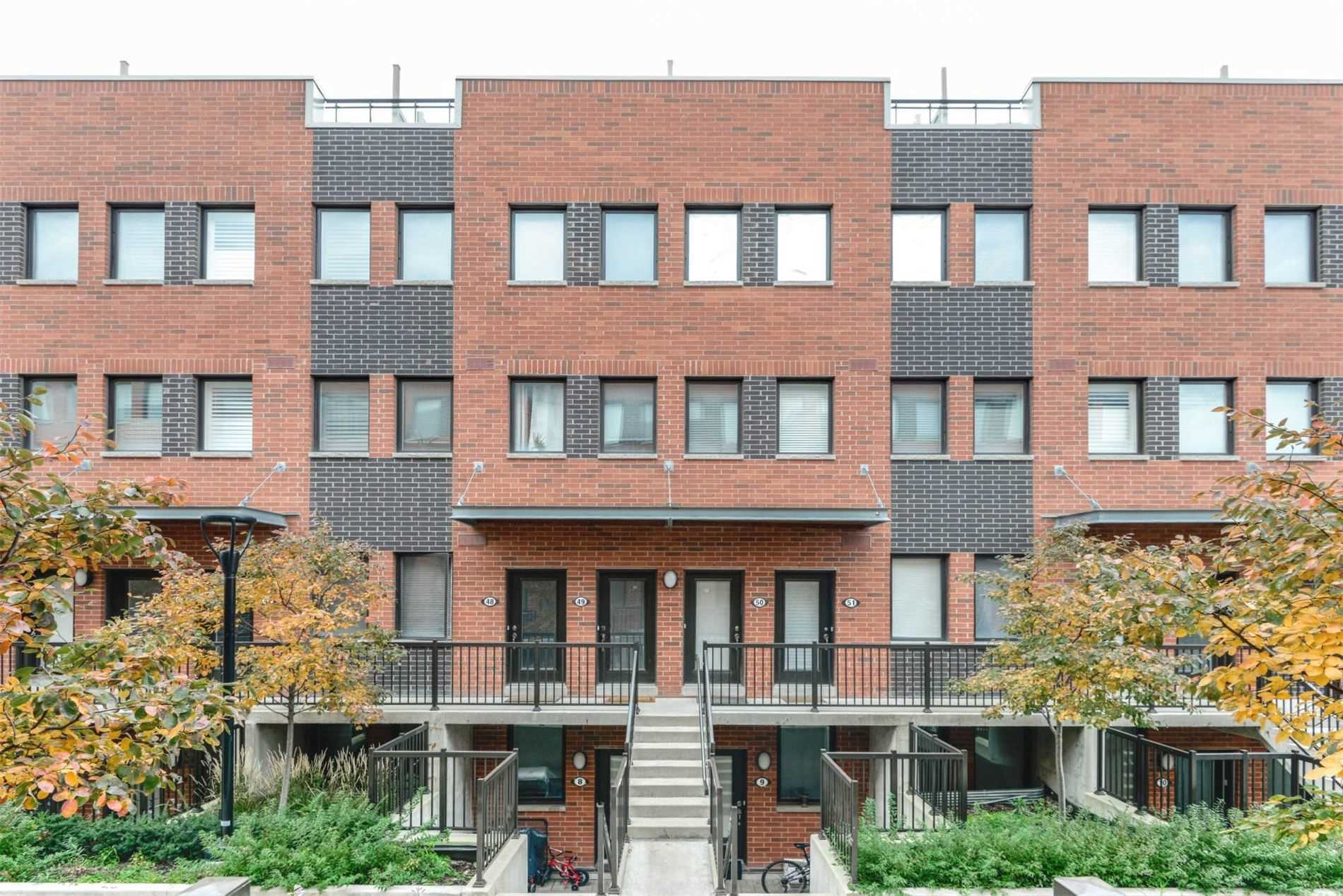 68 Winston Park Blvd, Unit 9, North York Sold, W4620250 Condos.ca