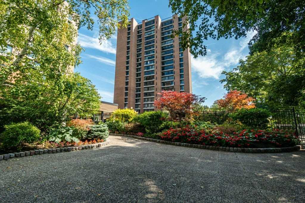 201 1400 Dixie Rd, Mississauga Terminated, W4622018 Condos.ca