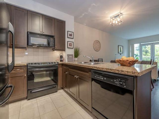 311 - 2855 Bloor St