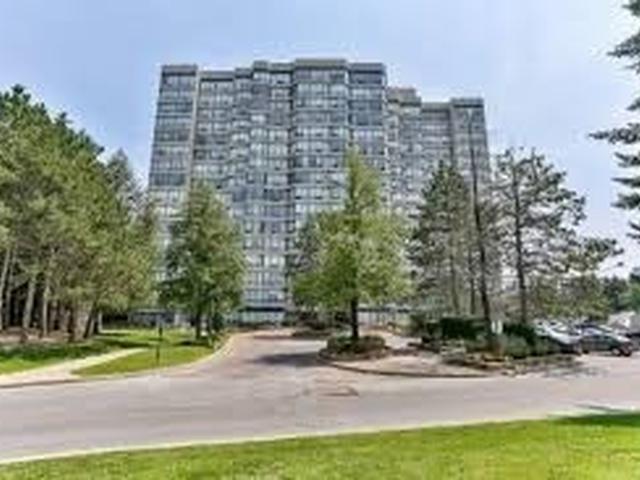 26 Hanover Rd, Unit 204 photo #1