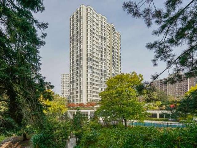 8 Lisa St, Unit 2004