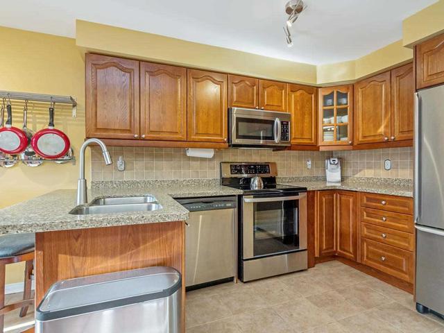 89 Snowberry Cres