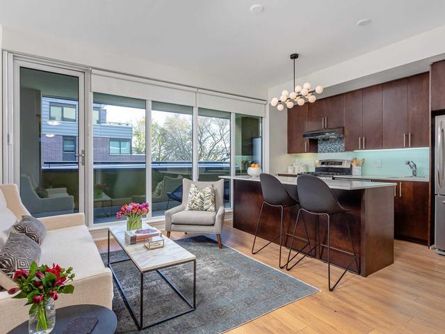 25 Ritchie Ave, Unit 309