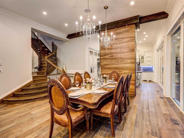 35 Rivercove Dr