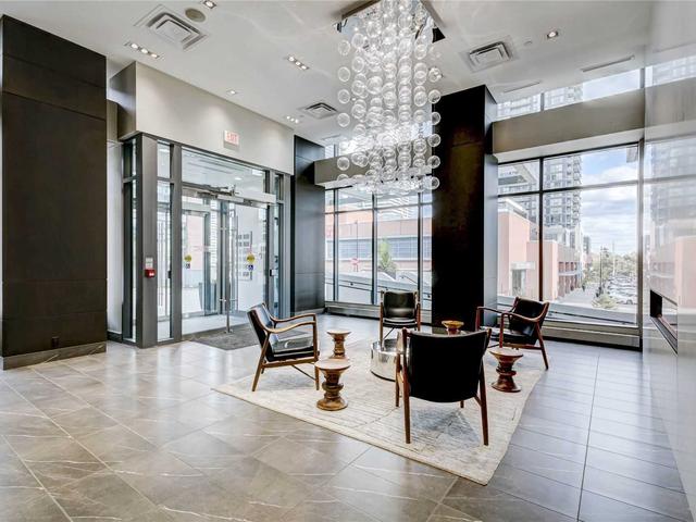 1210 - 10 Park Lawn Rd